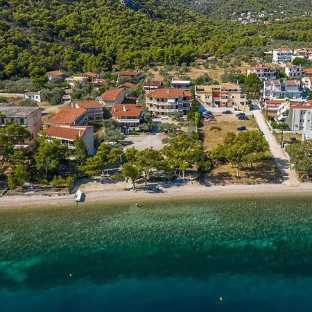 Livas Almyri Seafront Flat *