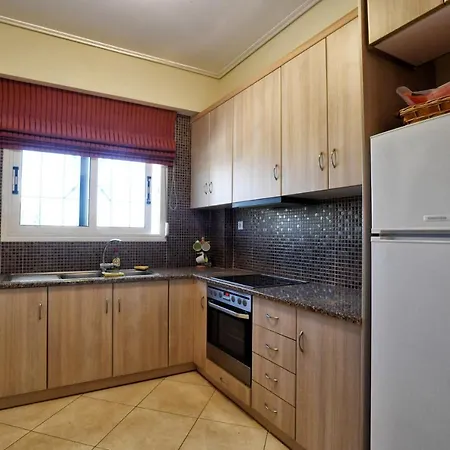 Livas Almyri Seafront Flat Kato Almiri