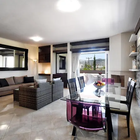 Livas Almyri Seafront Flat