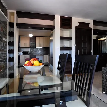 Livas Almyri Seafront Flat *