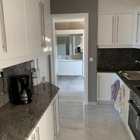 Lejlighed Livas Almyri Seafront Flat