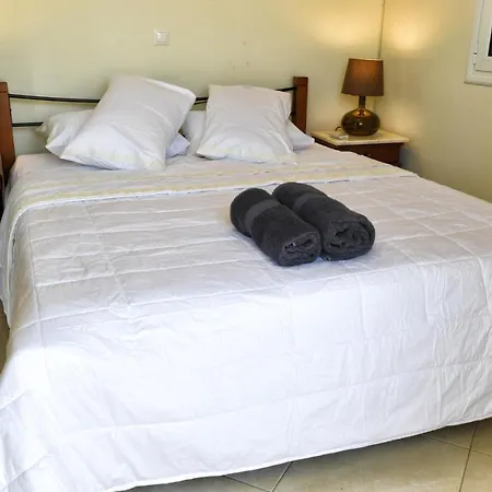 Livas Almyri Seafront Flat Апартаменты Като-Алмири