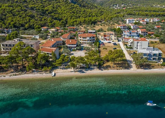 Livas Almyri Seafront Flat *