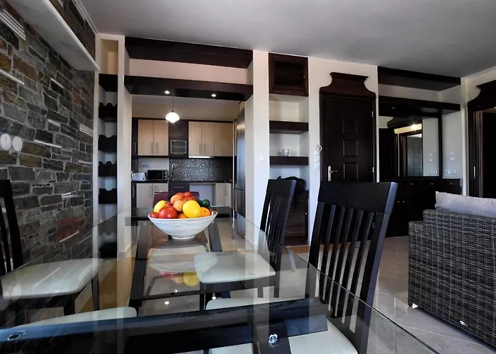 Livas Almyri Seafront Flat *